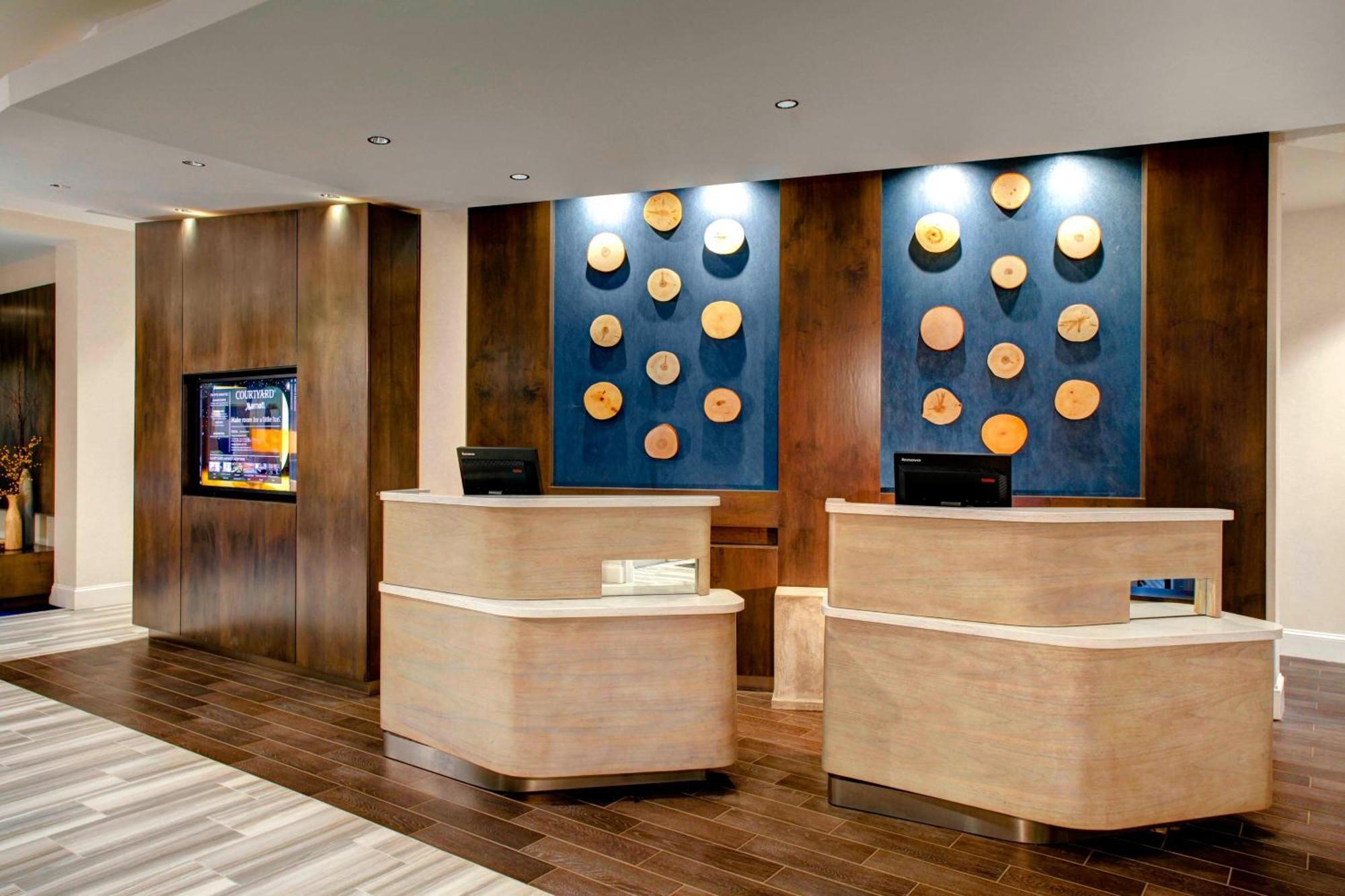 Courtyard By Marriott Carrollton Hotel Eksteriør billede