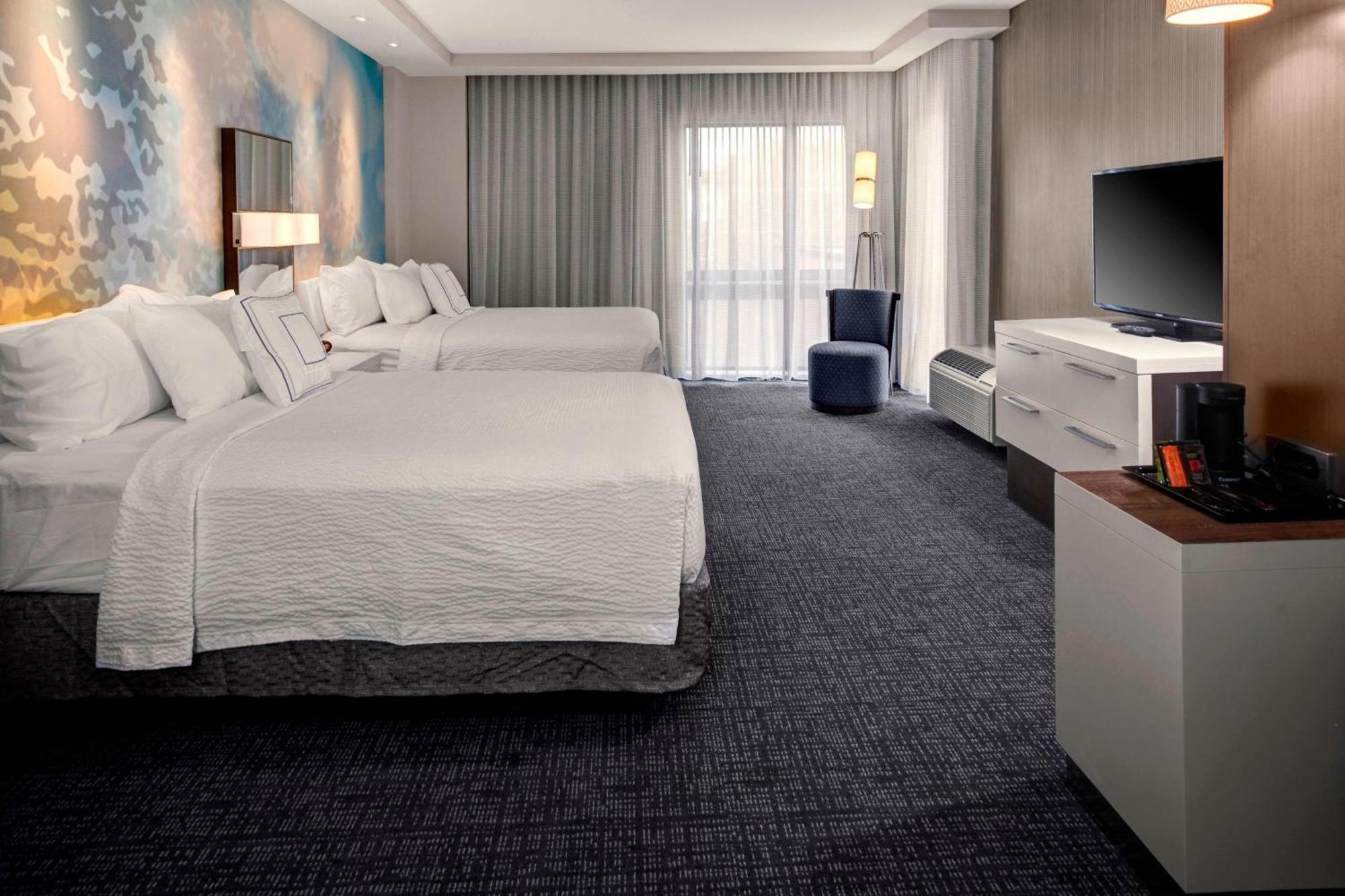 Courtyard By Marriott Carrollton Hotel Eksteriør billede