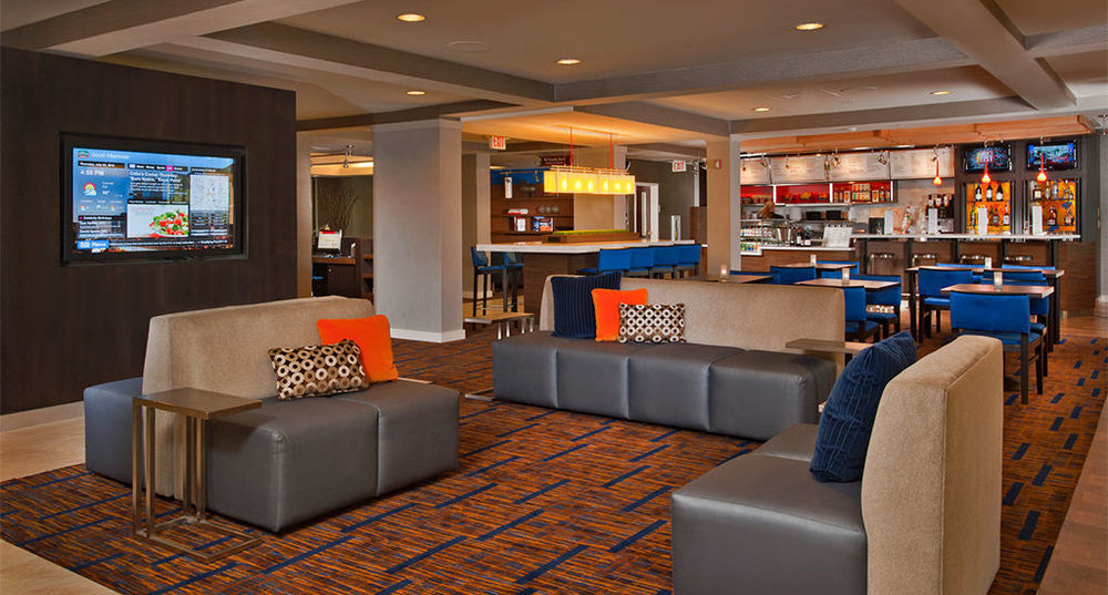 Courtyard By Marriott Carrollton Hotel Eksteriør billede