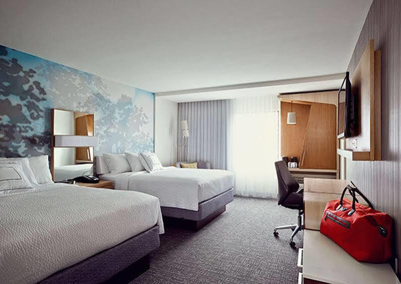 Courtyard By Marriott Carrollton Hotel Eksteriør billede